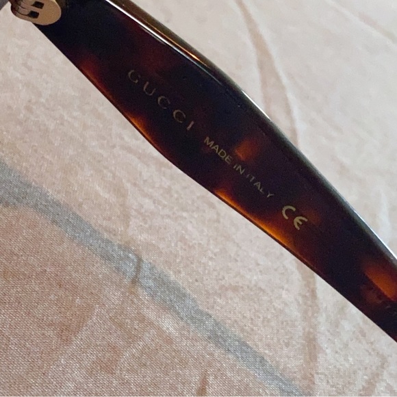 Authentic Gucci sunglasses - Picture 5 of 5